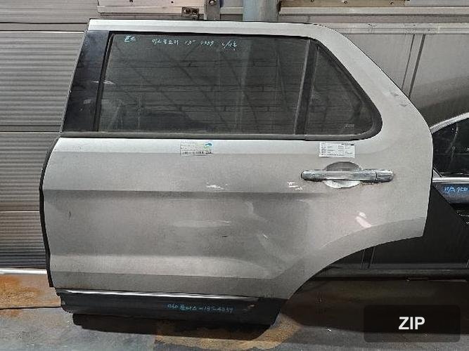 Ford Explorer 2013 — дверь задняя левая FB5Z7824631A
