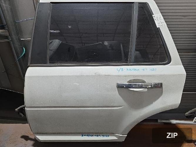 Land Rover Freelander 2014 — дверь задняя левая LR005852