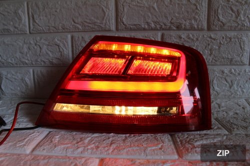 Задний фонарь правый Audi A8 D4 4H0945096