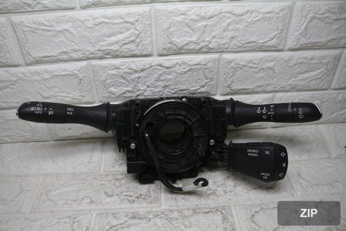 Переключатель многофункциональный QM6 255679558R