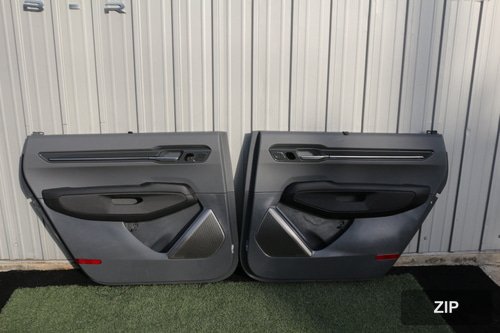 Комплект шторок и обшивки дверей второго ряда Ambient, EV9