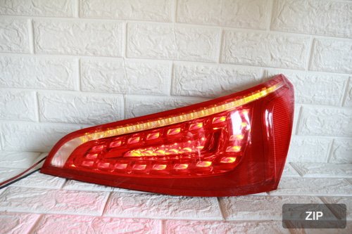Задний фонарь правый Audi Q5 8R0945094A