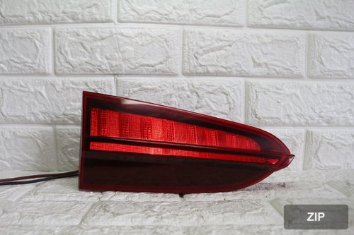 Задний фонарь левый (внутренний) 92403S1500