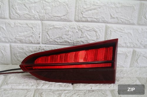 Задний фонарь правый (внутренний) 92404-S1500