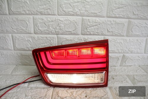 Задний фонарь LED салонный правый