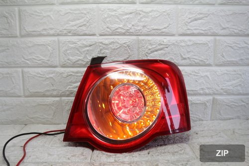 Задний фонарь правый Volkswagen Passat B6 3C5945096H
