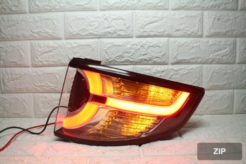 Задний фонарь правый Land Rover Discovery Sport FK72-13404-CF