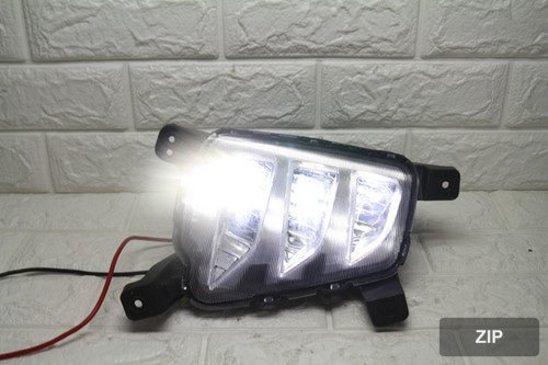 LED противотуманная фара левая 8320135810