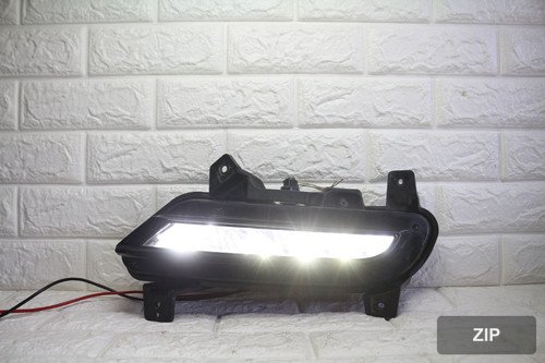 Противотуманная фара правая G4 Rexton Sports 8320236010