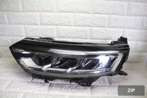 Фара передняя левая LED 260601090R