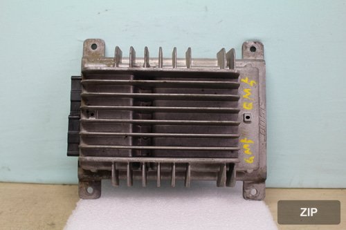 Усилитель QM5 28061JY10A