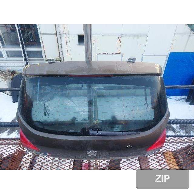 Peugeot 3008 2012 — крышка багажника 8701 AP