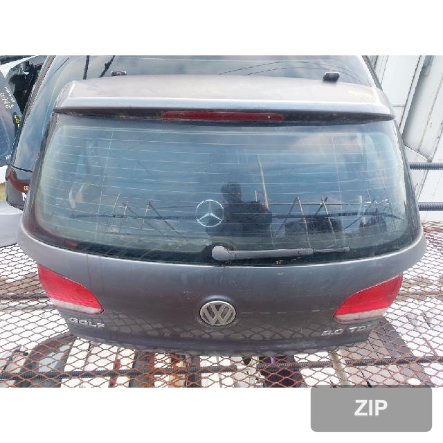 Volkswagen Golf 2012 — крышка багажника 5K6827025J
