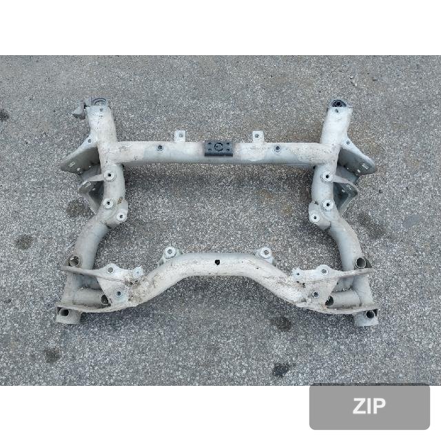 Mercedes-Benz CLS400 2017 — переднее крыло