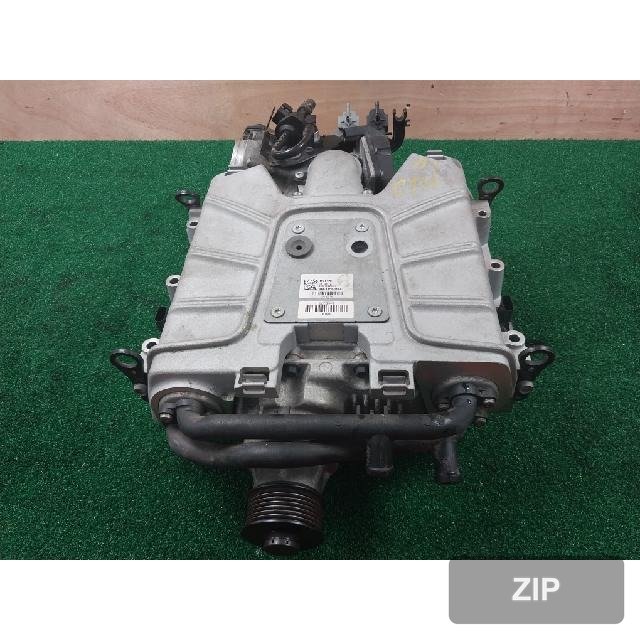 Audi A7 2012 — впускной коллектор 06E145601AC