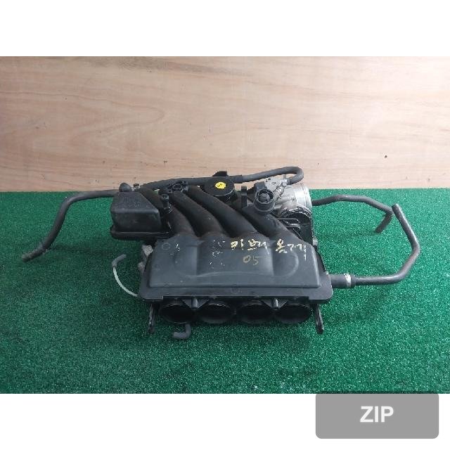 Volkswagen Golf Cabriolet 2005 — впускной коллектор 06A 133 203 DP