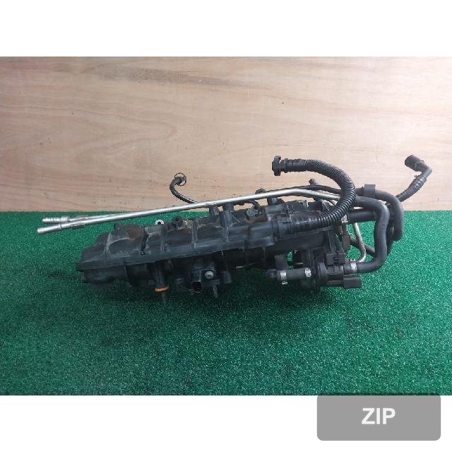 Volkswagen Golf 2006 — впускной коллектор 06F 133 201 P
