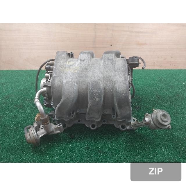Mercedes-Benz E240 1999 — впускной коллектор A 211 140 11 01