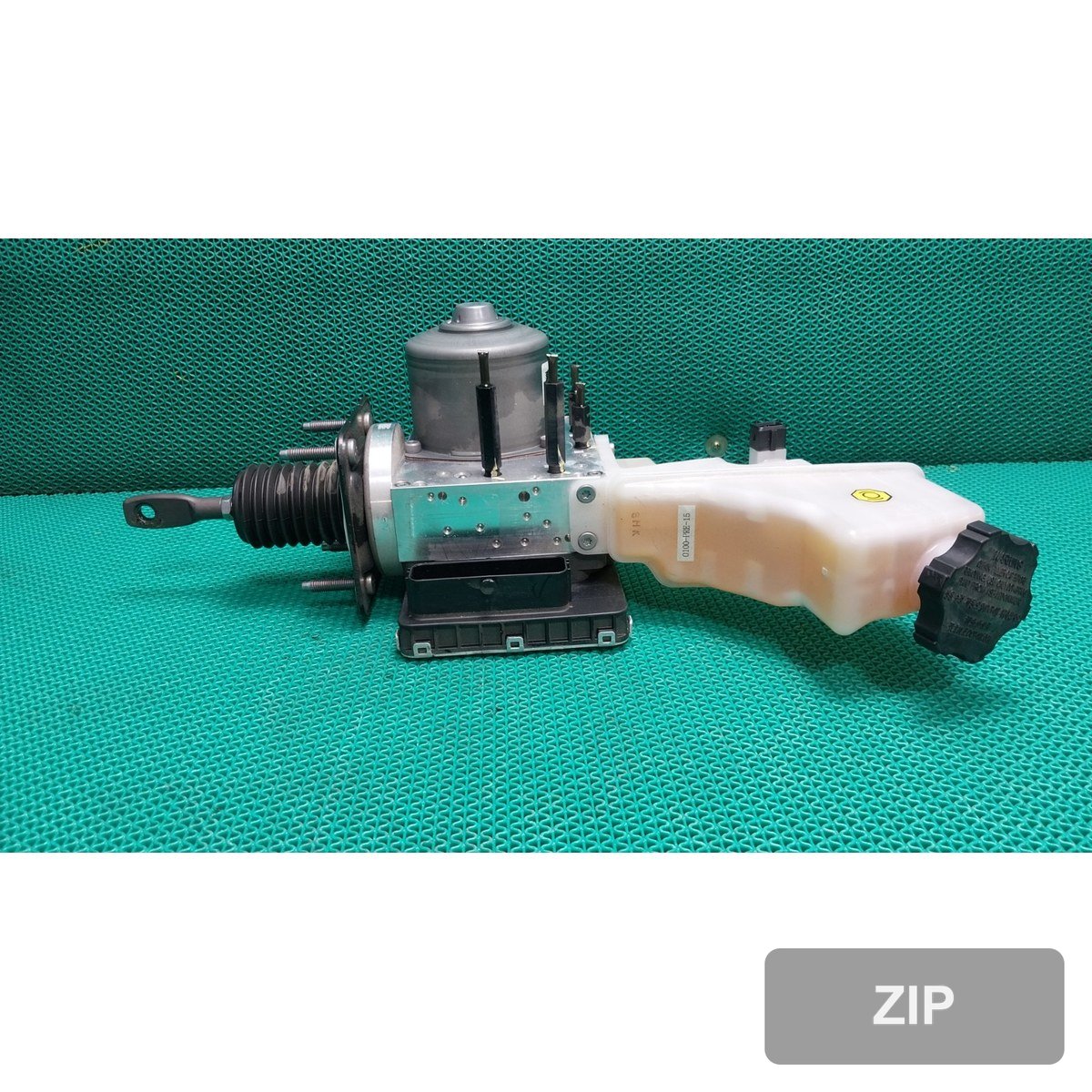 KG Mobility (Ssangyong) Torres EVX E5 2023 — блок ABS 4892042000