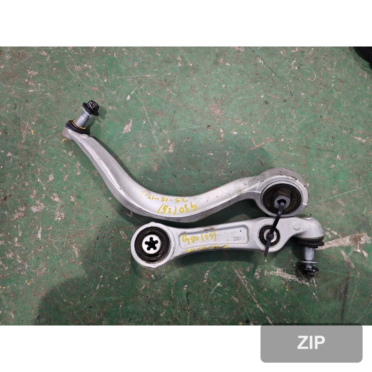 Genesis G80 3-го поколения 2025 — нижний рычаг подвески правый (сторона пассажира) 54501T4500