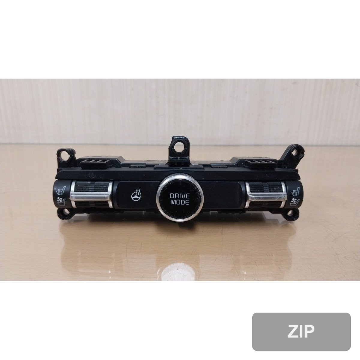 Kia K5 2021 — кнопка и переключатель 93300L2010
