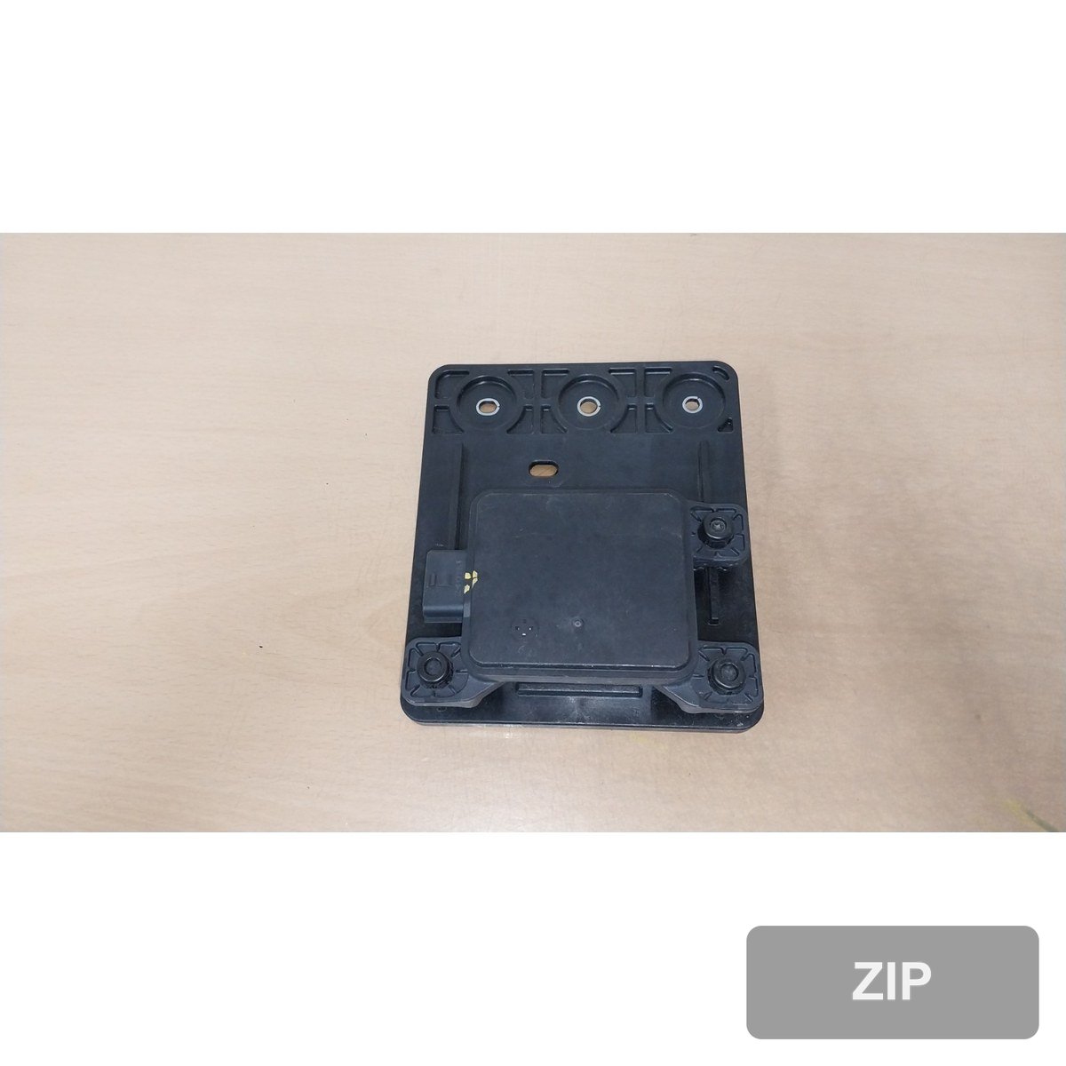 KG Mobility (Ssangyong) Torres EVX E5 2023 — датчик 4981042000