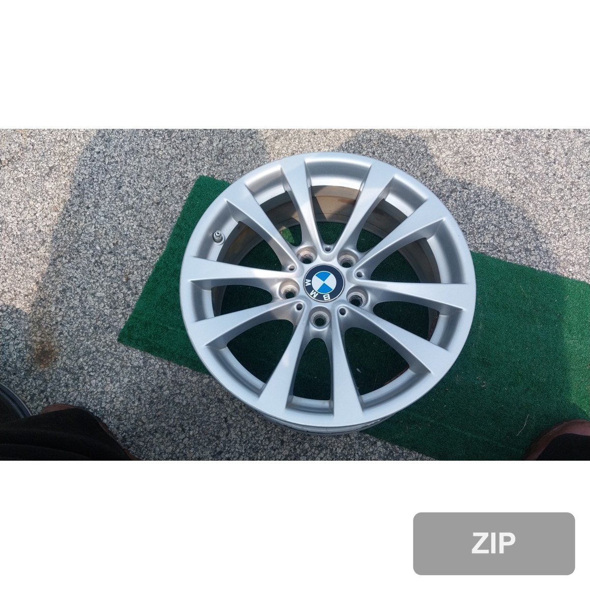 BMW 320d 2016 — алюминиевый диск