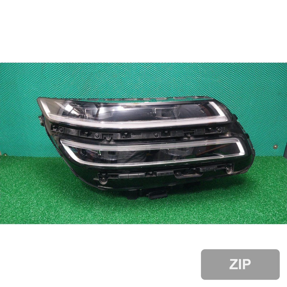 Фара передняя правая 92102T6000
