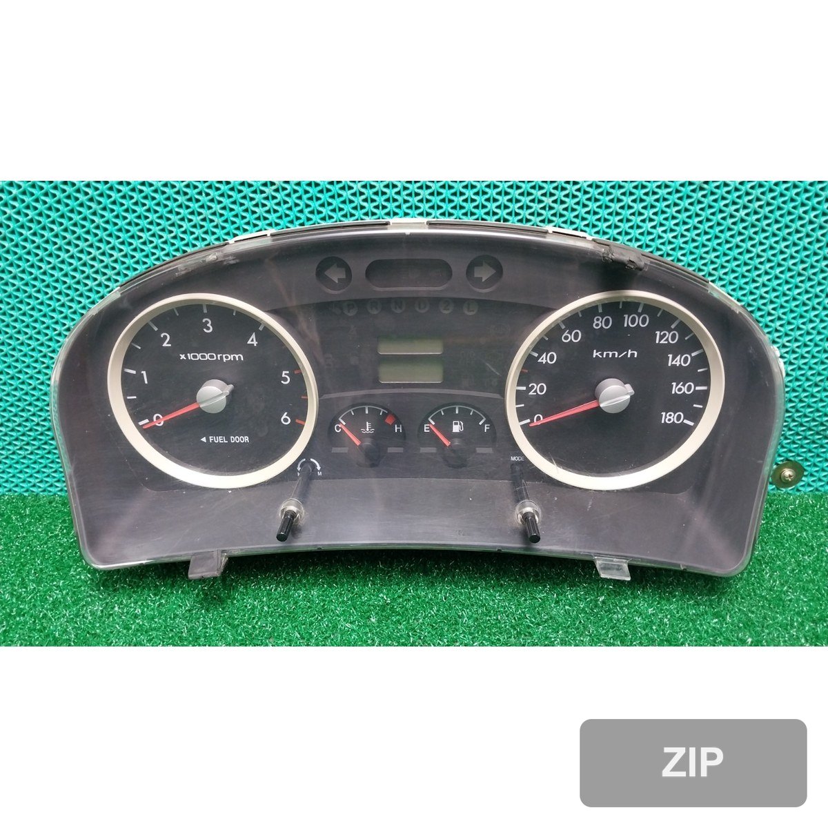 Приборная панель Hyundai Porter2 2010 940034F335
