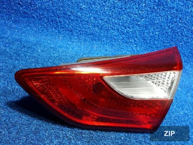 Hyundai i30 2012 — задний фонарь правый внутренний