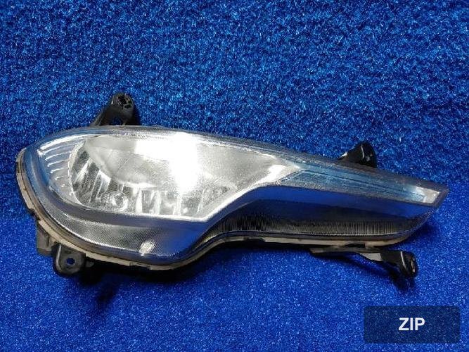 Kia K7 2012 — противотуманный фонарь правый 922023R0