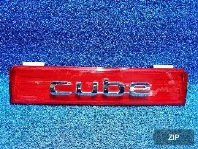 Nissan Cube 2015 — задний фонарь правый внутренний