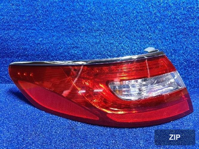 Hyundai Grandeur 2015 — фонарь задний левый (наружный) 92403 3V000
