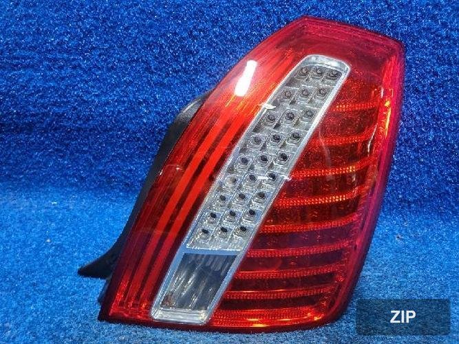 Kia Opirus 2010 — фонарь задний внешний правый
