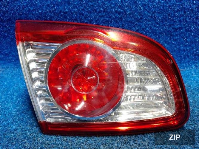 Hyundai Santa Fe 2012 — задний фонарь правый внутренний