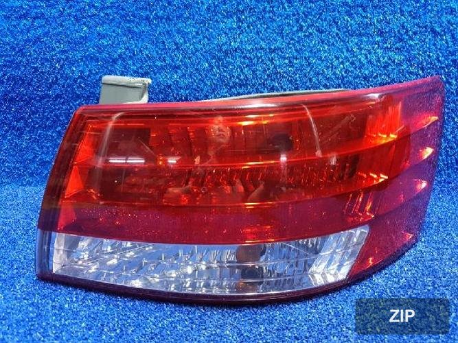 Hyundai Sonata 2007 — задний фонарь правый наружный 924023K000