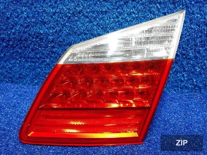 Hyundai Genesis 2010 — фонарь задний внутренний правый 924043M0