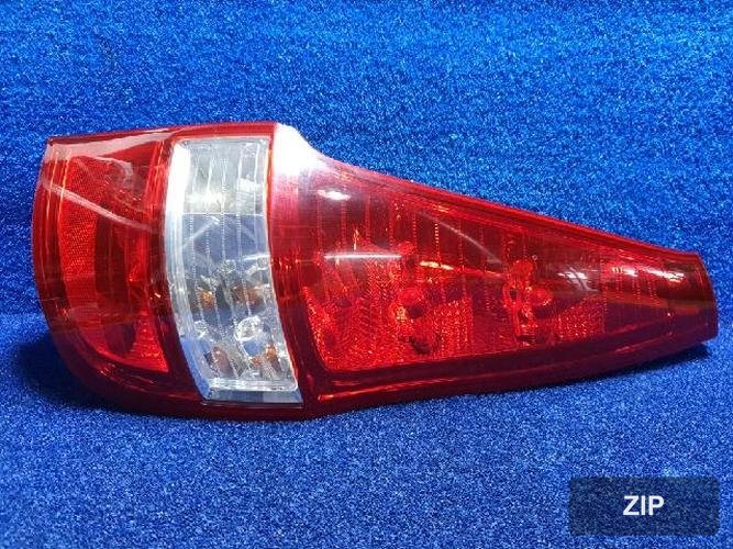 Hyundai i30 2009 — фонарь задний правый 924022L1