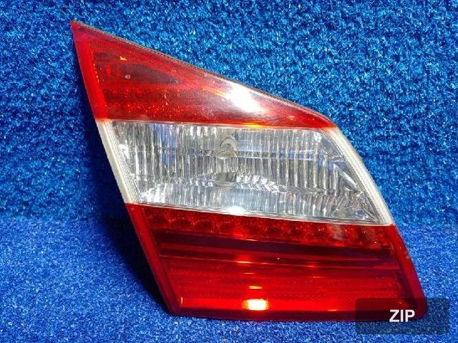 Hyundai Genesis 2012 — фонарь задний левый внутренний 924033M2