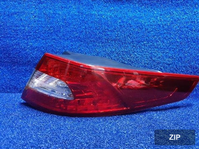 Kia K5 2011 — фонарь задний правый (наружный) светодиодная