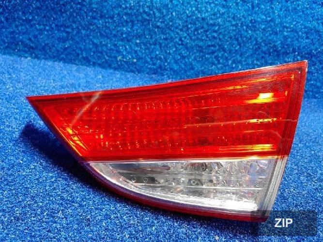 Hyundai Avante 2011 — фонарь задний правый внутренний