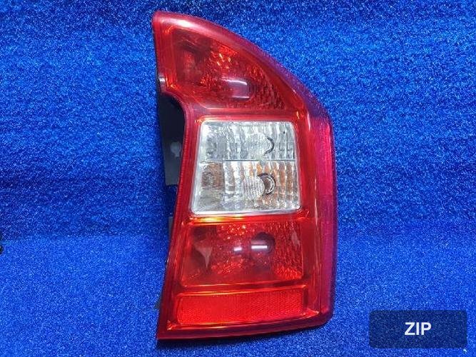 Kia Carens 2007 — фонарь задний правый (наружный) 92402 1D000 2