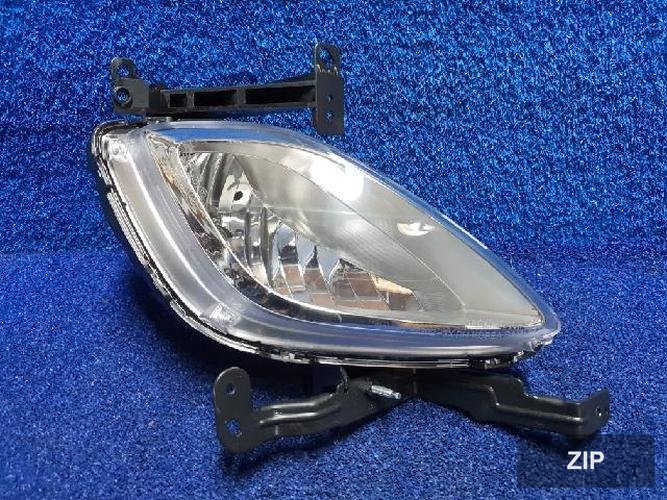 Hyundai Avante 2011 — противотуманный фонарь правый 922023X