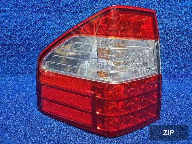 Kia Mohave 2008 — фонарь задний левый наружный 924012J1