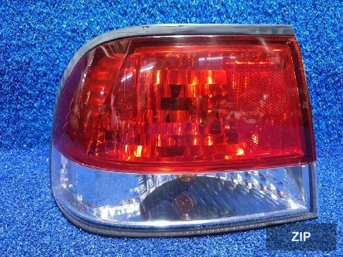 Renault SM5 2002 — задний фонарь левый наружный