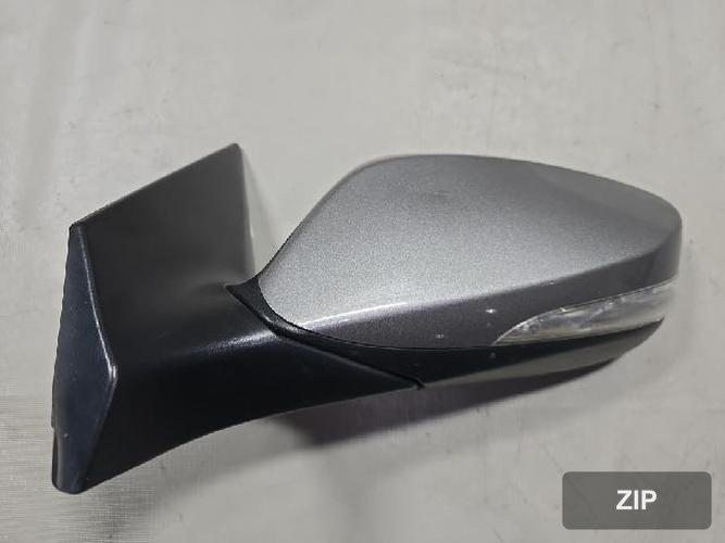 Hyundai Avante 2012 — боковое зеркало левое