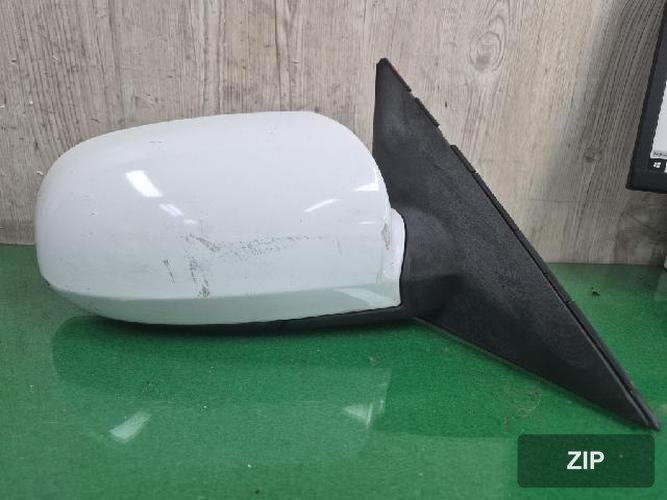 Hyundai Sonata 2005 — боковое зеркало правое 8 контактов