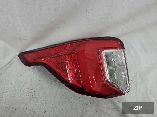 Ford Explorer 2020 — фонарь задний левый наружный