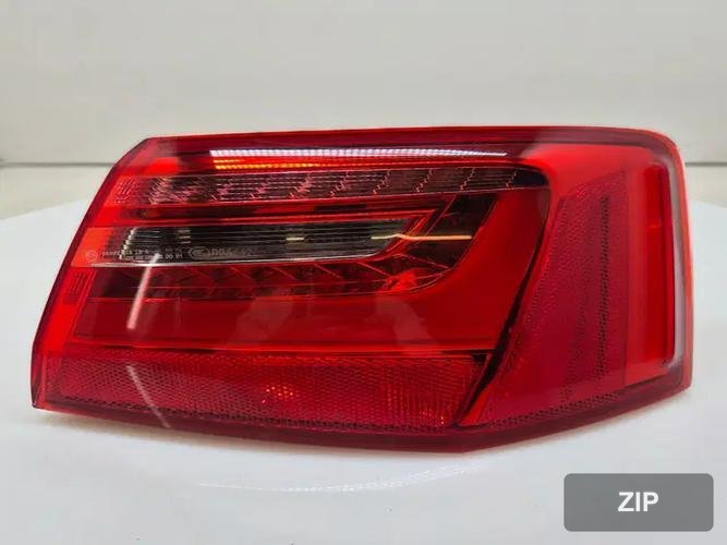 Audi A6 2010 — фонарь задний правый 4G5945096A