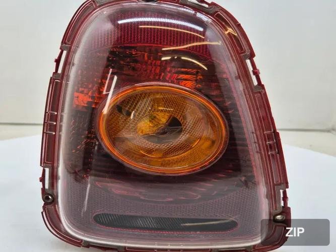 Mini Cooper 2009 — фонарь задний левый наружный 2757009